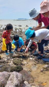 March School Holiday Family Beach Travel - Image 6